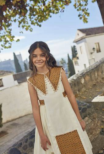 Yellow Ramadan Dress with Traditional Touch