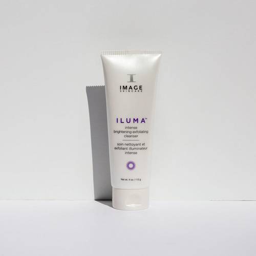 غسول ومفتح للبشره ايلوما - ILUMA intense brightening cleanser