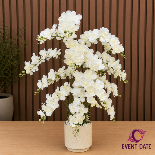 Whitey vase