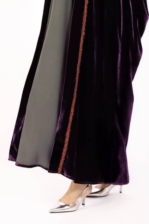 Electric Aubergine Flame Abaya
