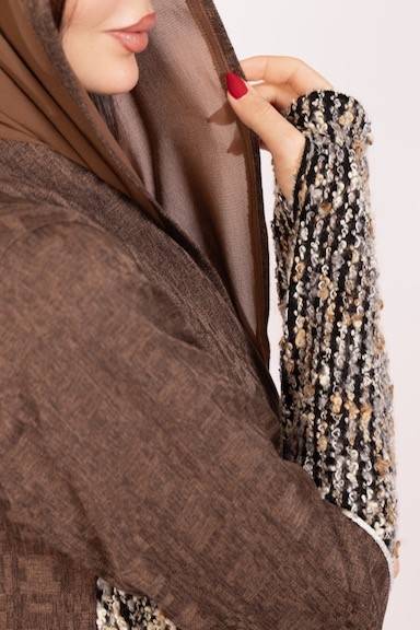 Gloves on Abaya 