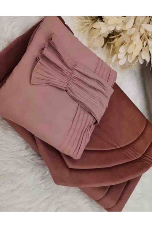 طقم صلاة مخملي وشرشف بليسيه
