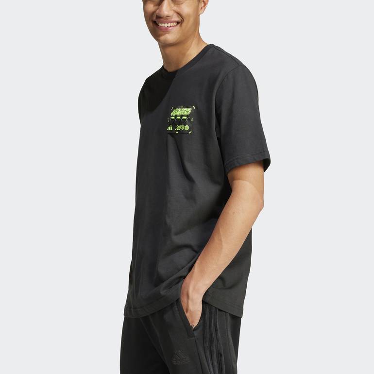 UTILITY GRAPHIC TEE - M
