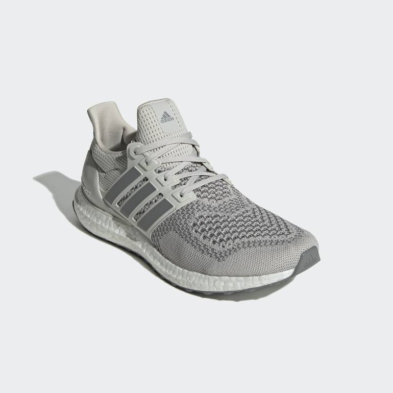 ULTRABOOST 1.0 SHOES - 41 1/3
