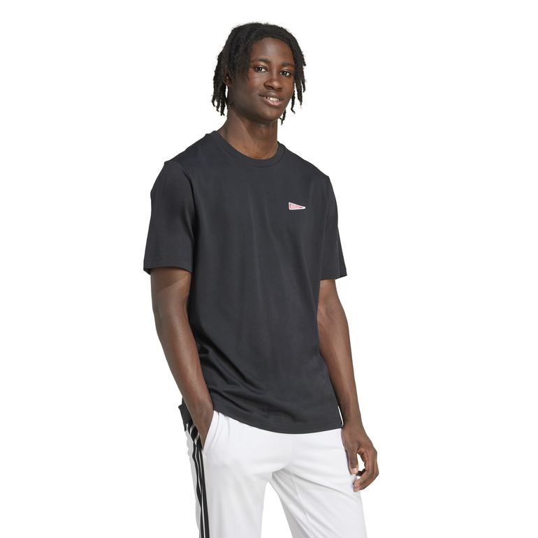 Pennant Trim Graphic T-Shirt - S - Black