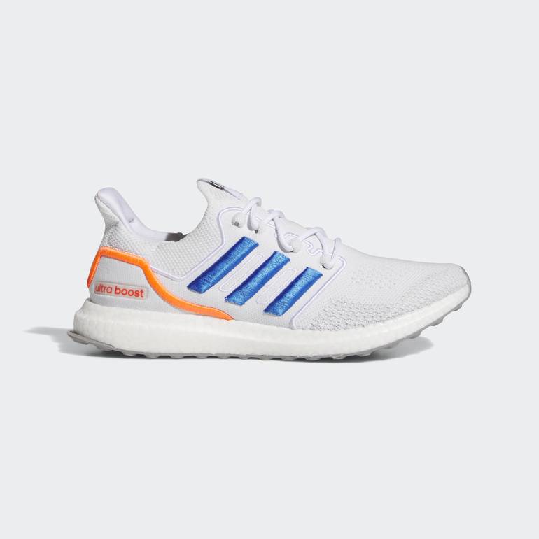 ULTRABOOST 1.0 LOWER CARBON FOOTPRINT - 41 1/3