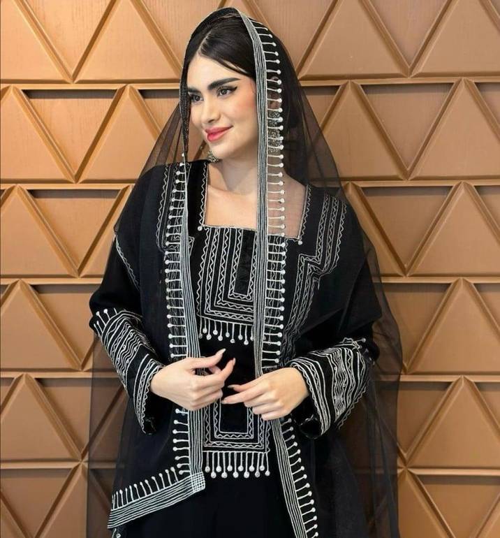 فستان سهرات باربي