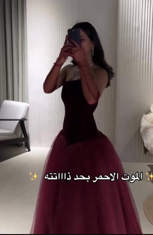 فستان سهرات
