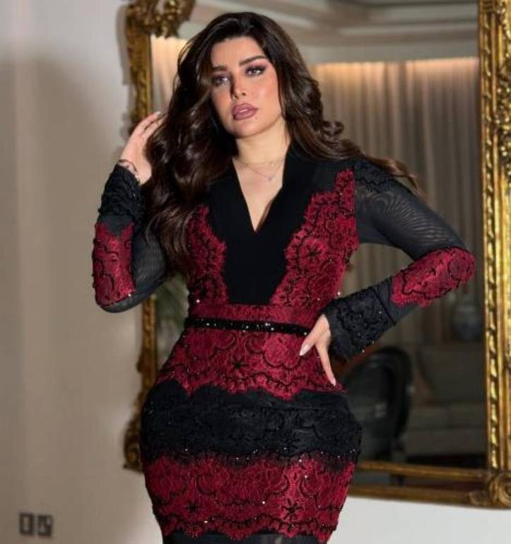 فستان سهره دانتيل مع كريستال استرتش
