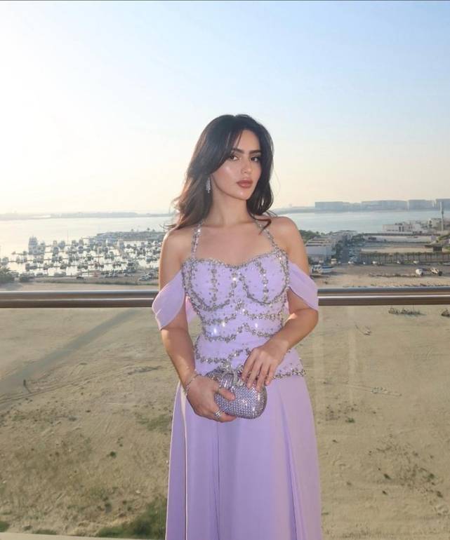 فستان سهرا