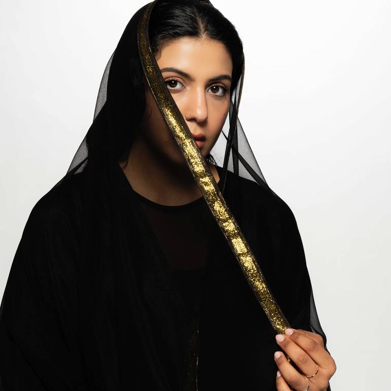 طرحه شيفون خشن بنقشات زري (نقشه ٣)