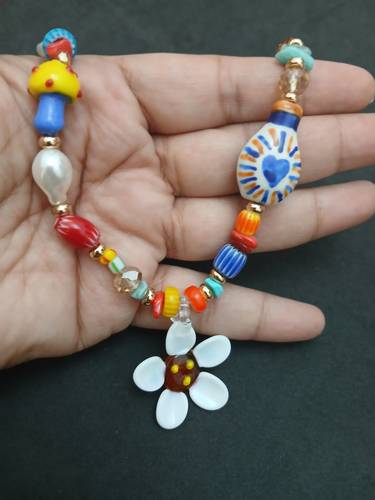 Glass beads necklace