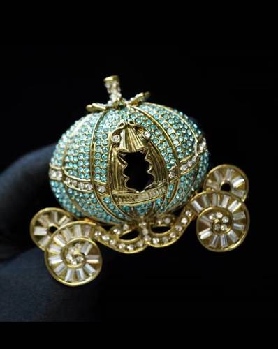 Cinderella Pumpkin Carriage Brooch Blue Crystal Rhinestone