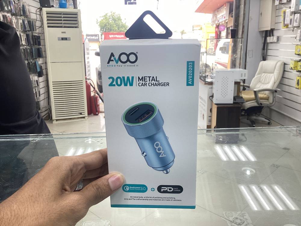راس سيارة AVOO