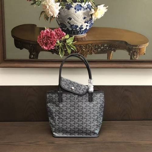 Goyard   Grey