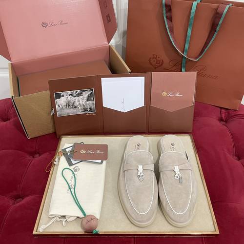 New  color /38 / 40 size Loro piana