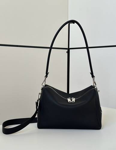 Black fendi shoulder bag