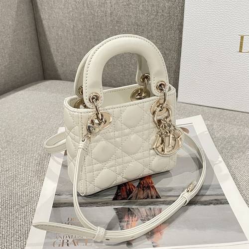 Lady Dior micro 12*10.5*5cm