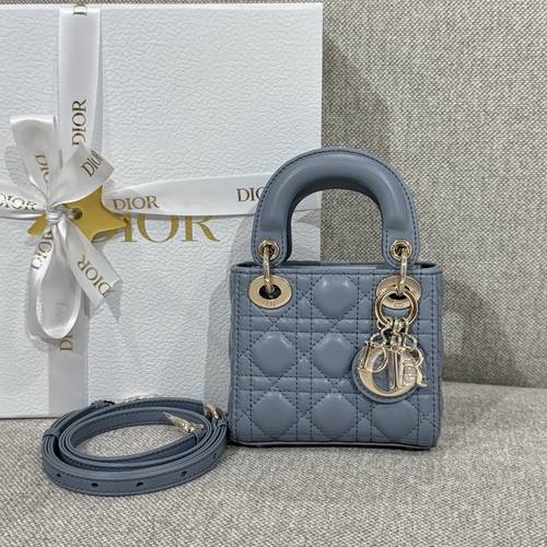12*10.5*5cm Dior blue micro size