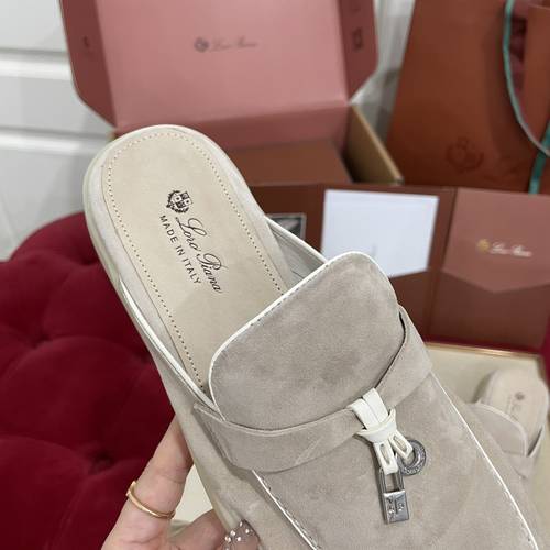 New  color /38 / 40 size Loro piana