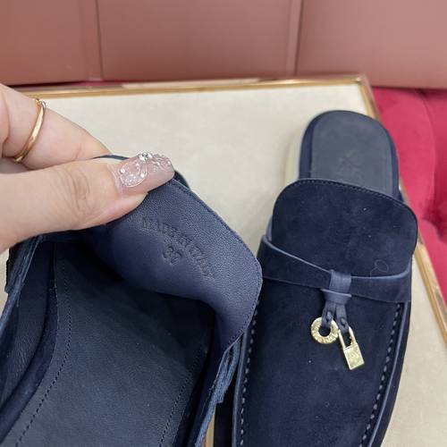 Lp blue size 40