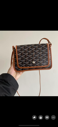 Goyard    Cross