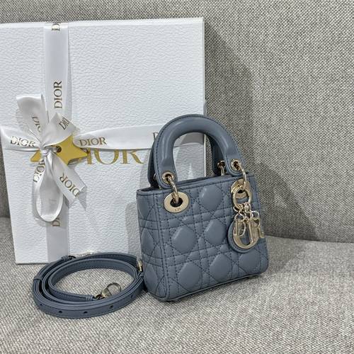 12*10.5*5cm Dior blue micro size