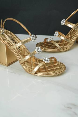 Sandal Chanel  gold