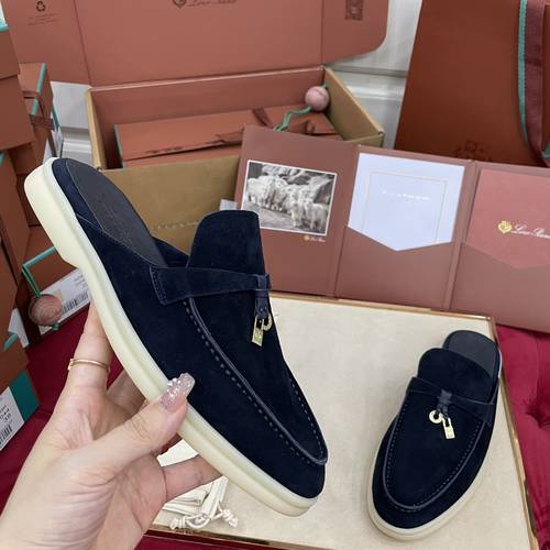Lp blue size 40