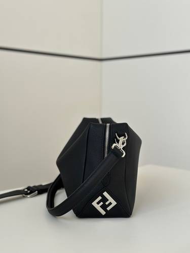 Black fendi shoulder bag