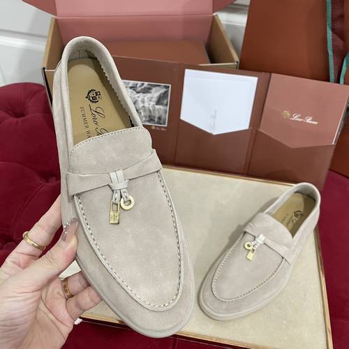 Summer walk size 38