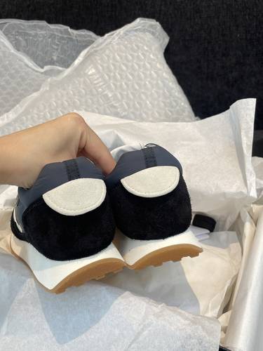 New Chanel  sneakers  black