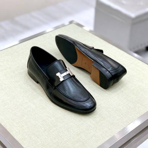 Hermes sneakers 