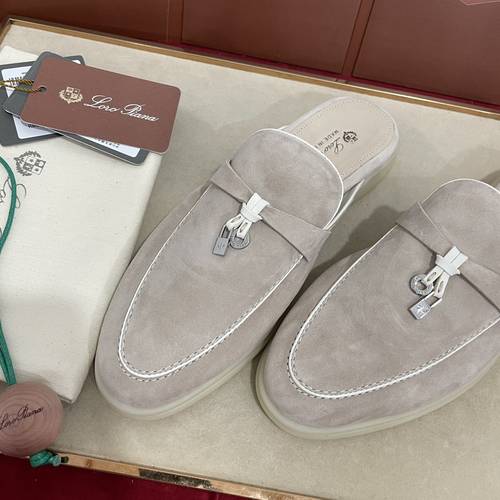New  color /38 / 40 size Loro piana