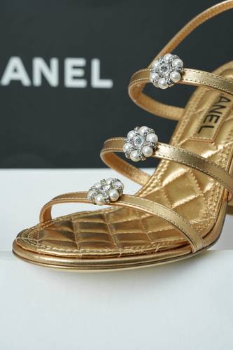 Sandal Chanel  gold