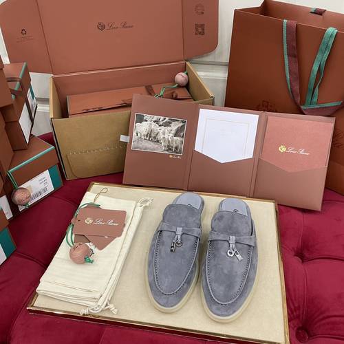 Size 40 Loro piana  grey