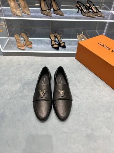 Lv black