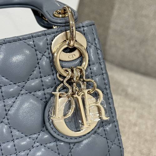 12*10.5*5cm Dior blue micro size