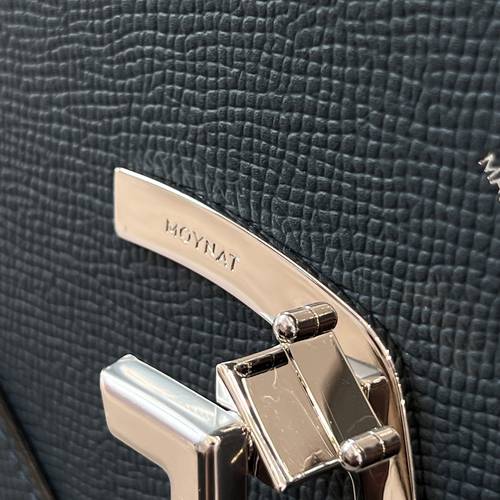 Moynat blue
