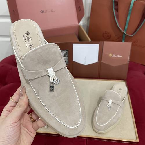 New  color /38 / 40 size Loro piana