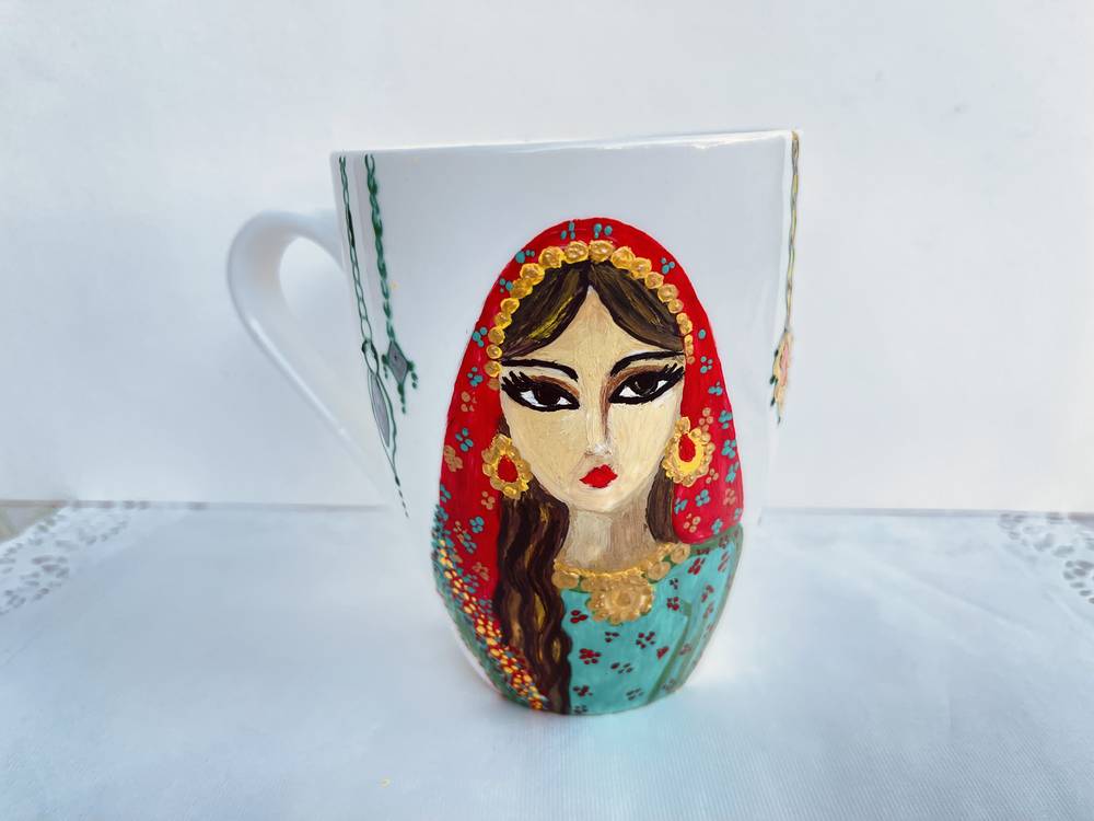 كوب سيراميك رسم يدوي