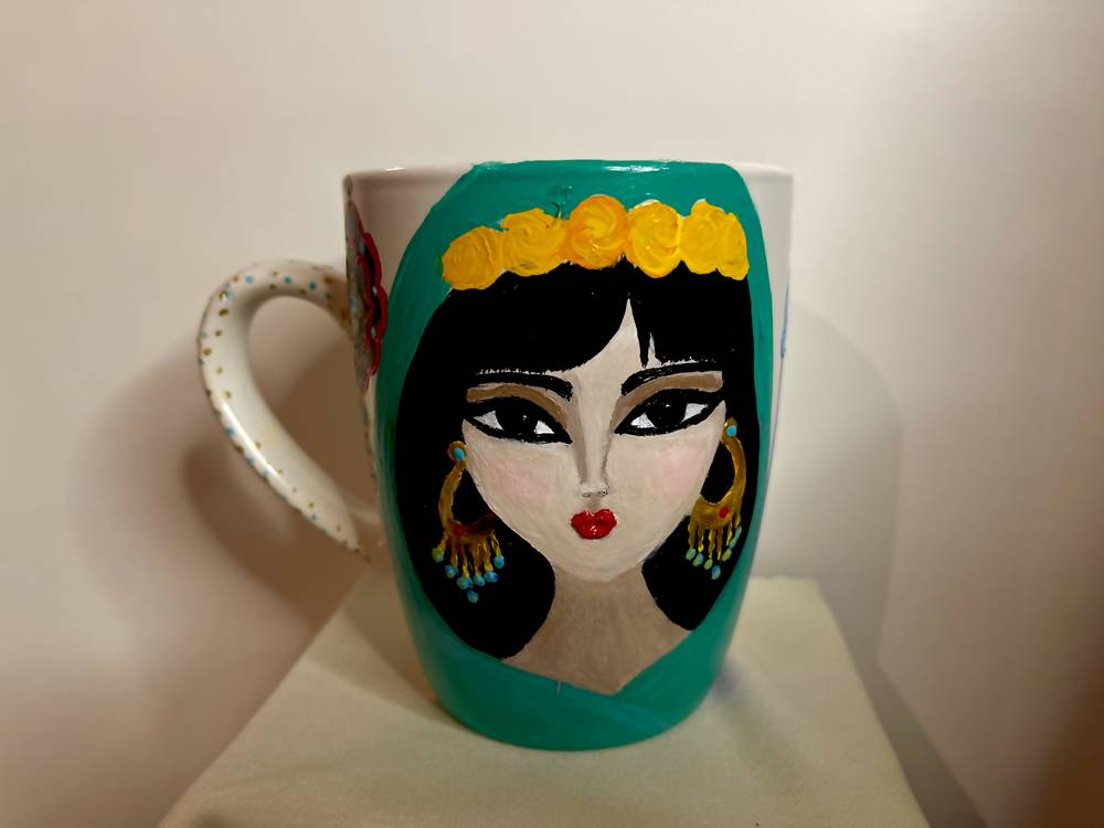 كوب سيراميك رسم يدوي
