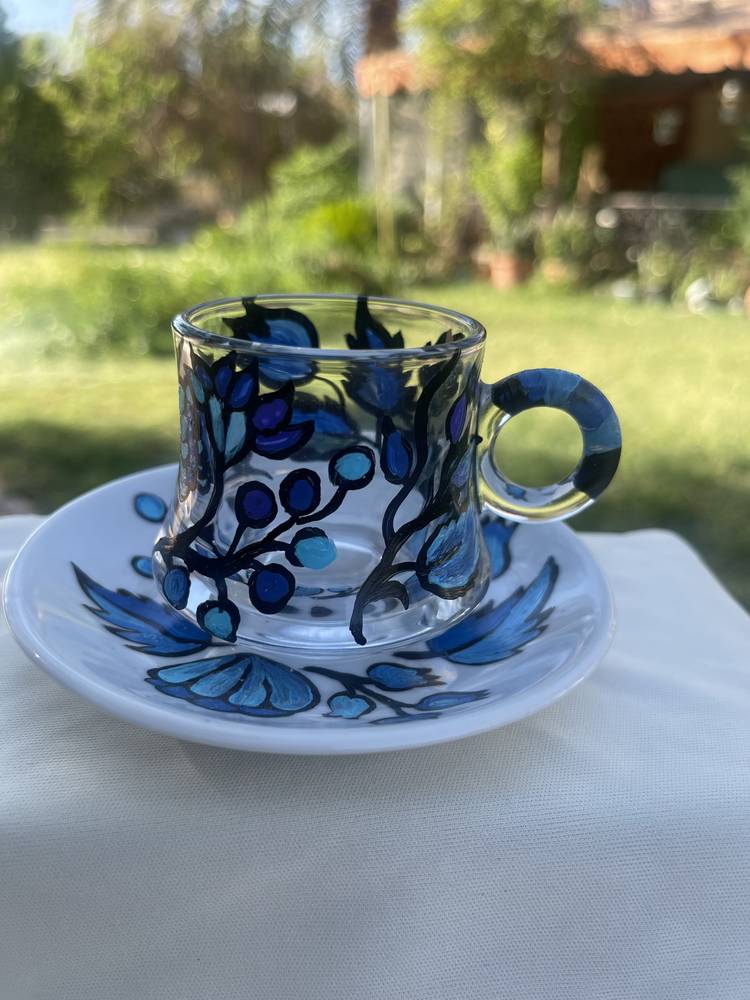 فنجان قهوه زجاج رسم يدوي