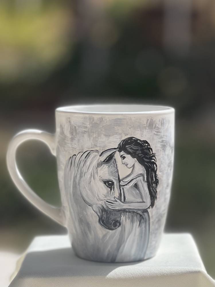 كوب رسم يدوي ثابت_خيل