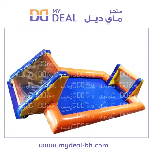 ملعب صابوني طول 8 متر في 4 متر