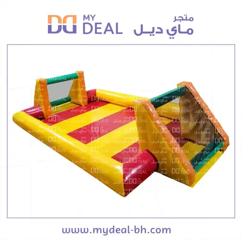 ملعب صابوني طول ٨ متر في عرض ٤ متر
