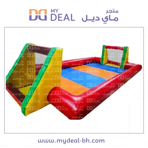 ملعب صابوني الطول 12 م في العرض 6 م 