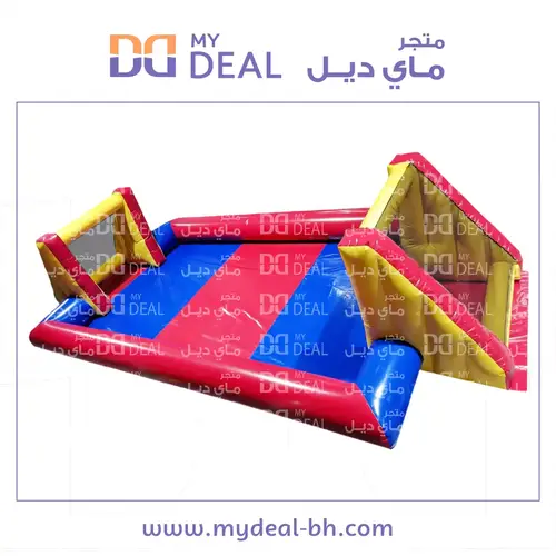 ملعب صابوني طول ٨ م في العرض ٤ متر 