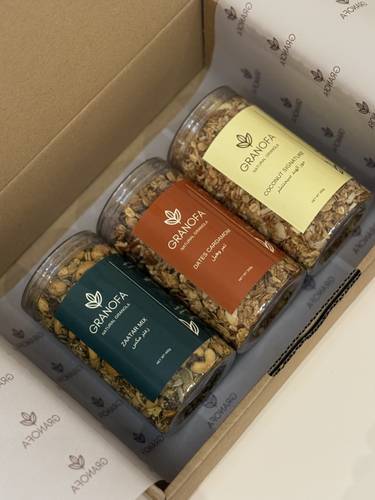 صندوق 3 علب كبيرة من إختيارك (400g / 350g)