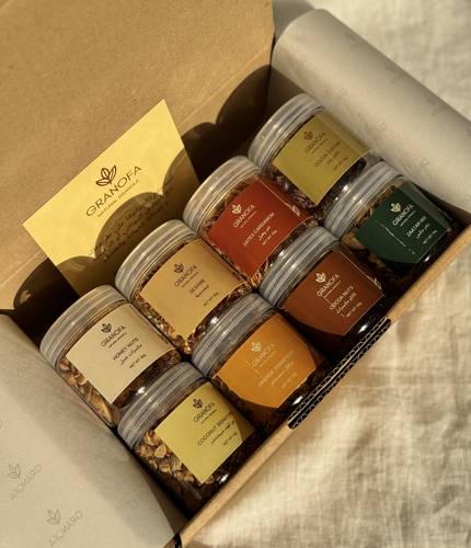 صندوق 8 علب صغيرة 50g